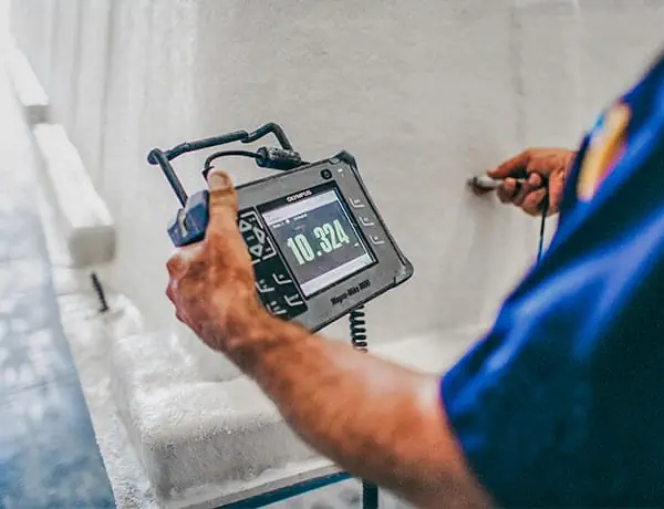 Advancements_CertifiedQualityControl-TestingStandards_2-1 Maßnahmen zur Qualitätskontrolle von Glasfaserbecken