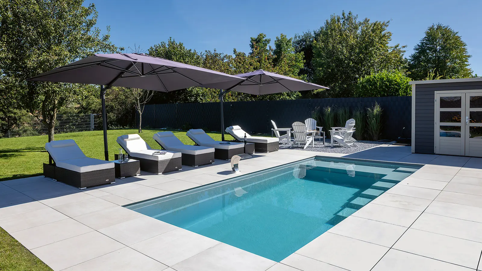 Gartenliebe trifft Poolinspiration