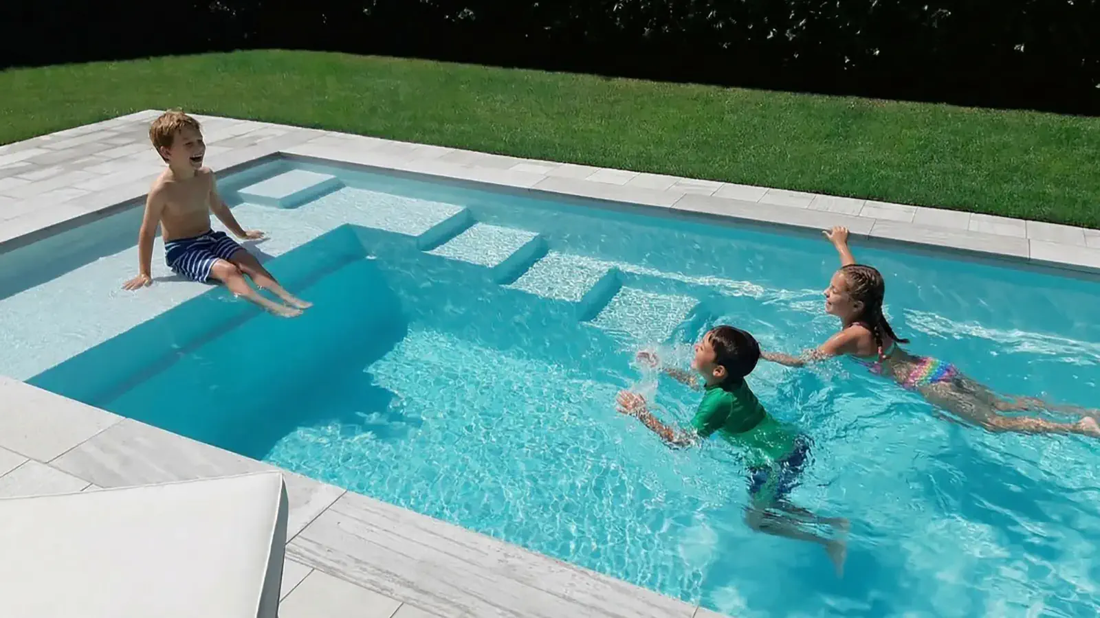 Sicherheitslösungen für Pools: Schutz für Kinder und Haustiere